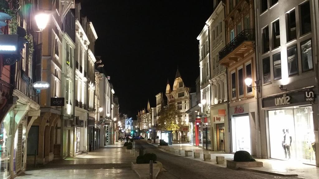 Hotel Le Splendid Troyes Exterior foto